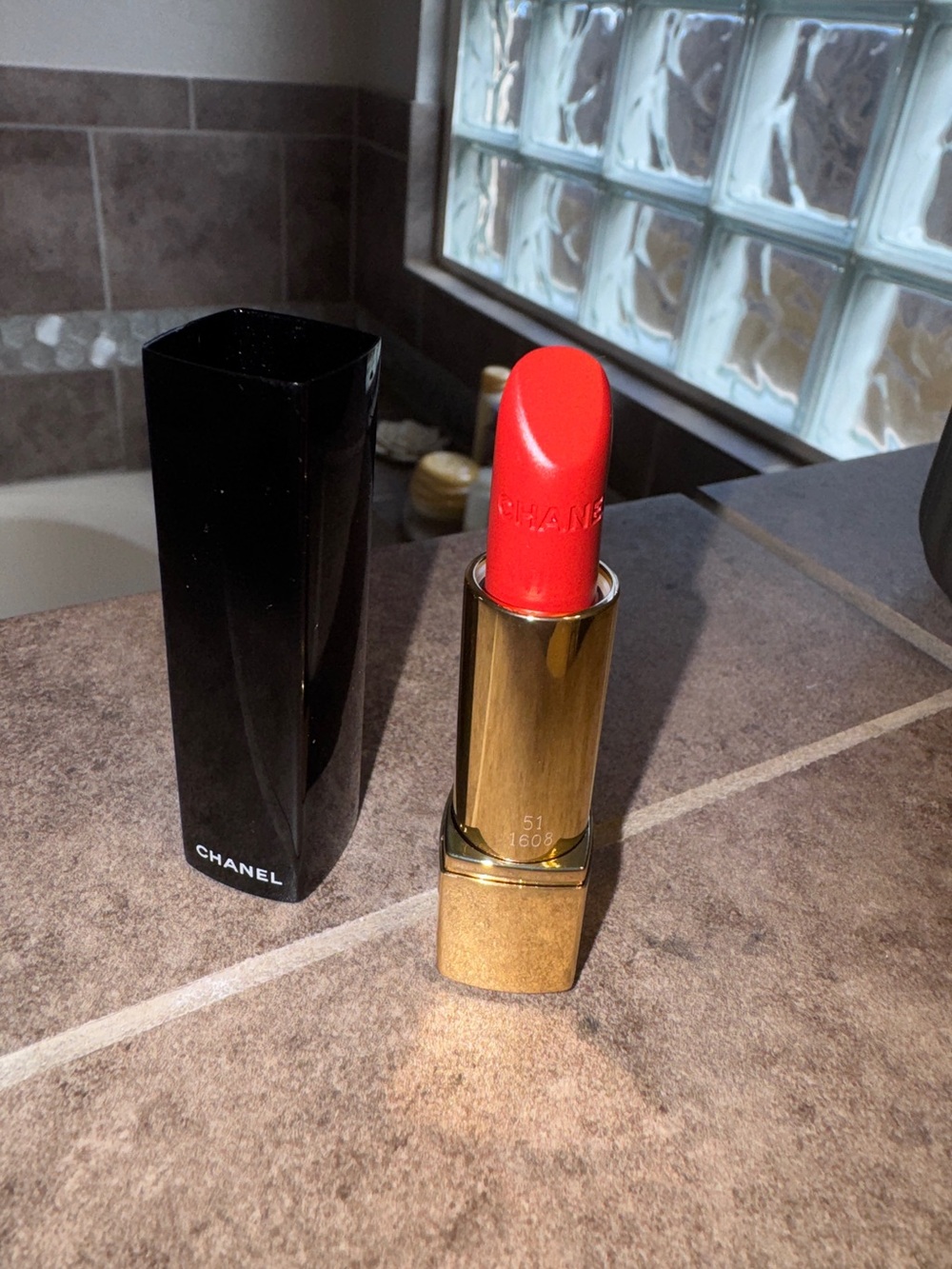 CHANEL légendaire lipstick